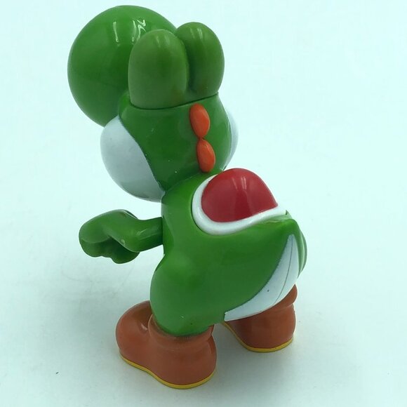 Nintendo Yoshi Figurine - Picture 2 of 5